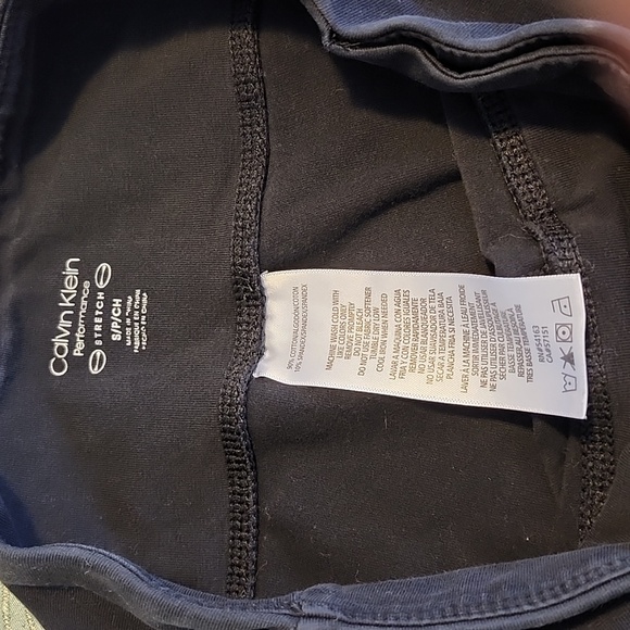 Calvin Klein Performance Stretch Cropped Leggings - Picture 4 of 11